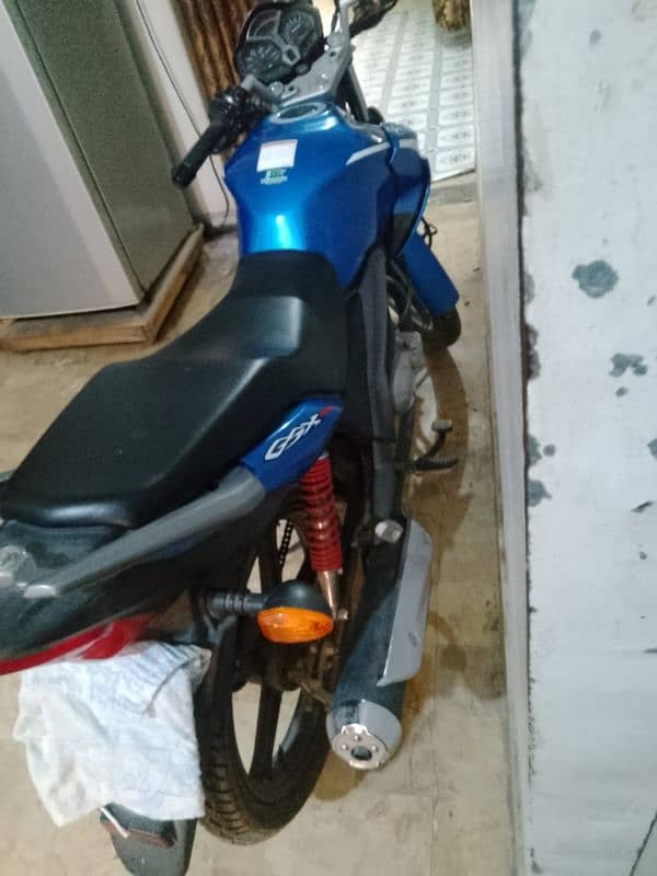 SUZUKI 125 4