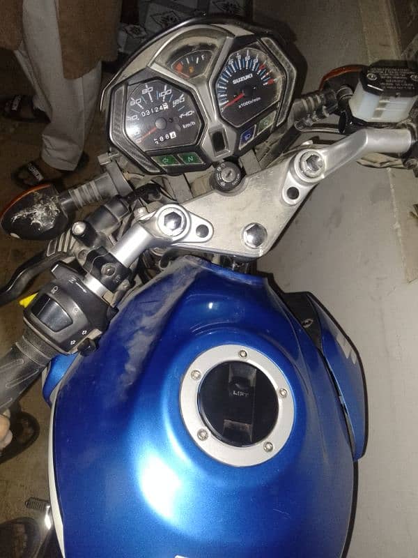 SUZUKI 125 6