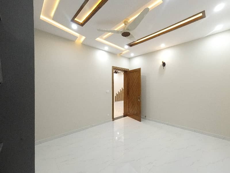 In Rawalpindi You Can Find The Perfect On Excellent Location House For Sale 17