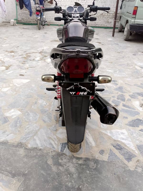 Honda cb150 for urgent sell 5