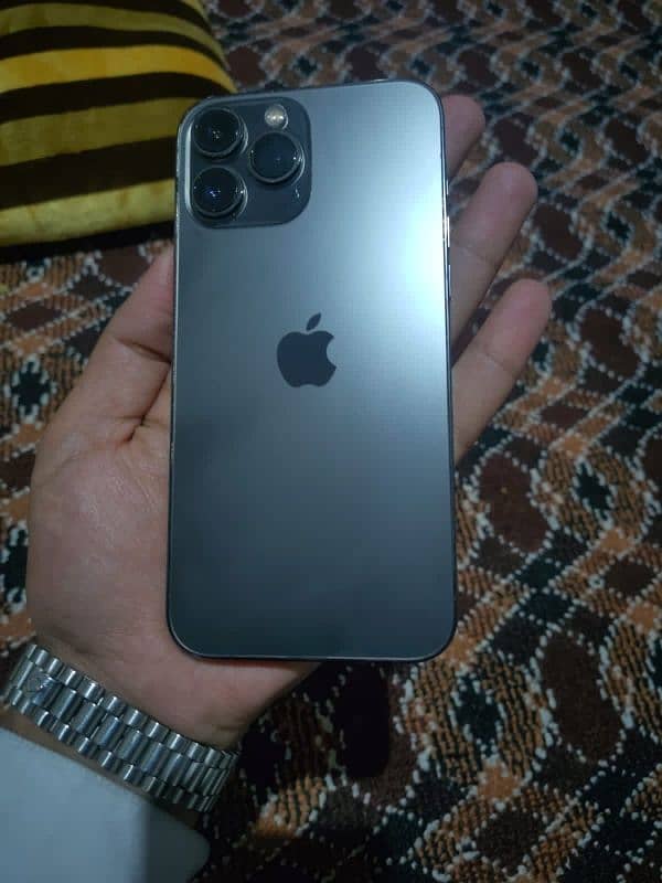 Iphone 13 Pro max 1