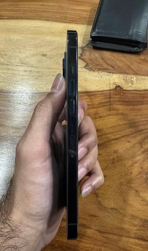 Apple Iphone 12 pro max (128gb) (PTA approved)for sale 3