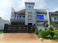 Solid 1 Kanal Owner build House For Sale