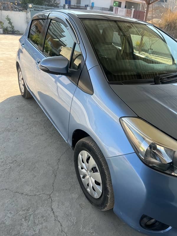 Toyota Vitz 2015 7