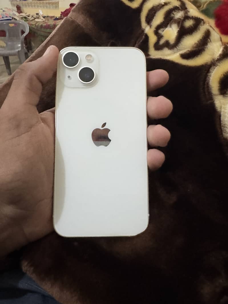 Apple iPhone 13 5