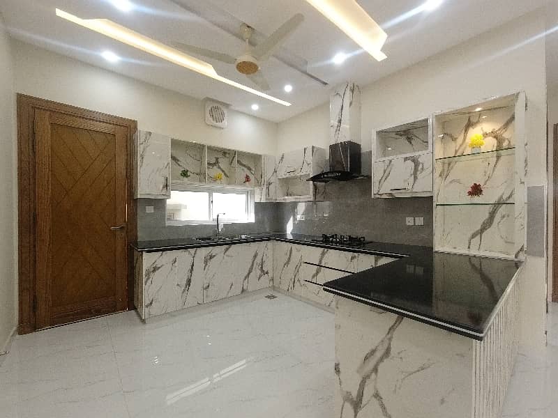 On Excellent Location A Centrally Located House Is Available For sale In Rawalpindi 27