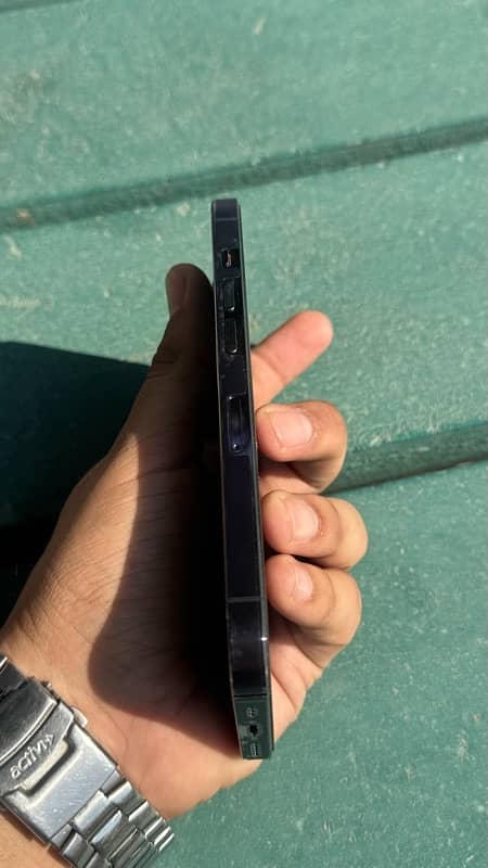 Iphone 14 pro 128gb deep purple pta approved 1