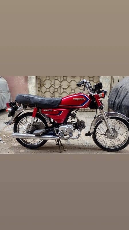 Honda bike just like a newbike CDI 70model 1988 contact me 03188264599 13