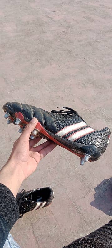 Football shoes original patrix 3