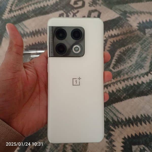 OnePlus 10 pro 12gb 512 gb white Non PTA 1