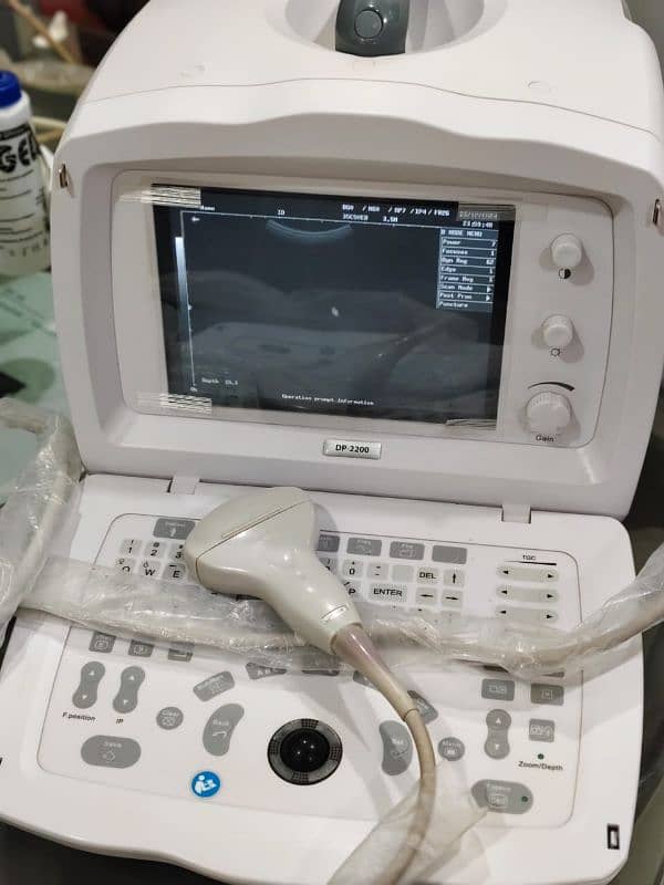 Mindray ultra sound dp 2200 ECG Patient moniter Vital sign monite 6