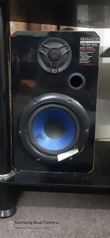 Kenwood company speakers with amp new condition 3