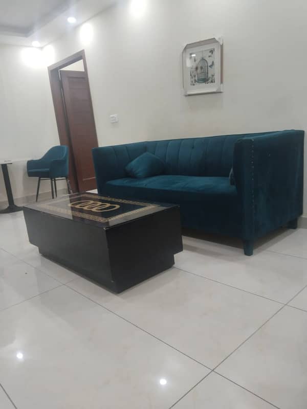 Luxury Furnished Flat Available on Daily Basis Rent 5