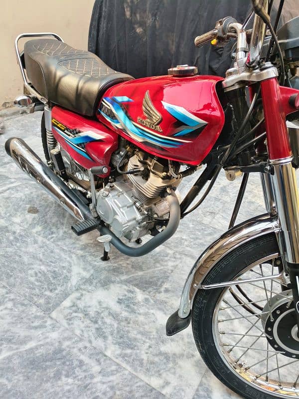 Honda 125 2024 7