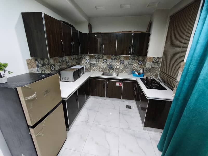 Luxury Furnished Flat Available on Daily Basis Rent 12