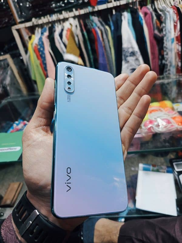 vivo s1 lush condition all accessories 0