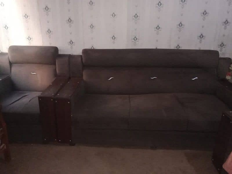 5 Seater sofa set for sale 3