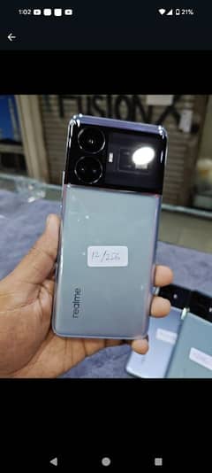 realme gt 5 12/256 with 150watt original charger