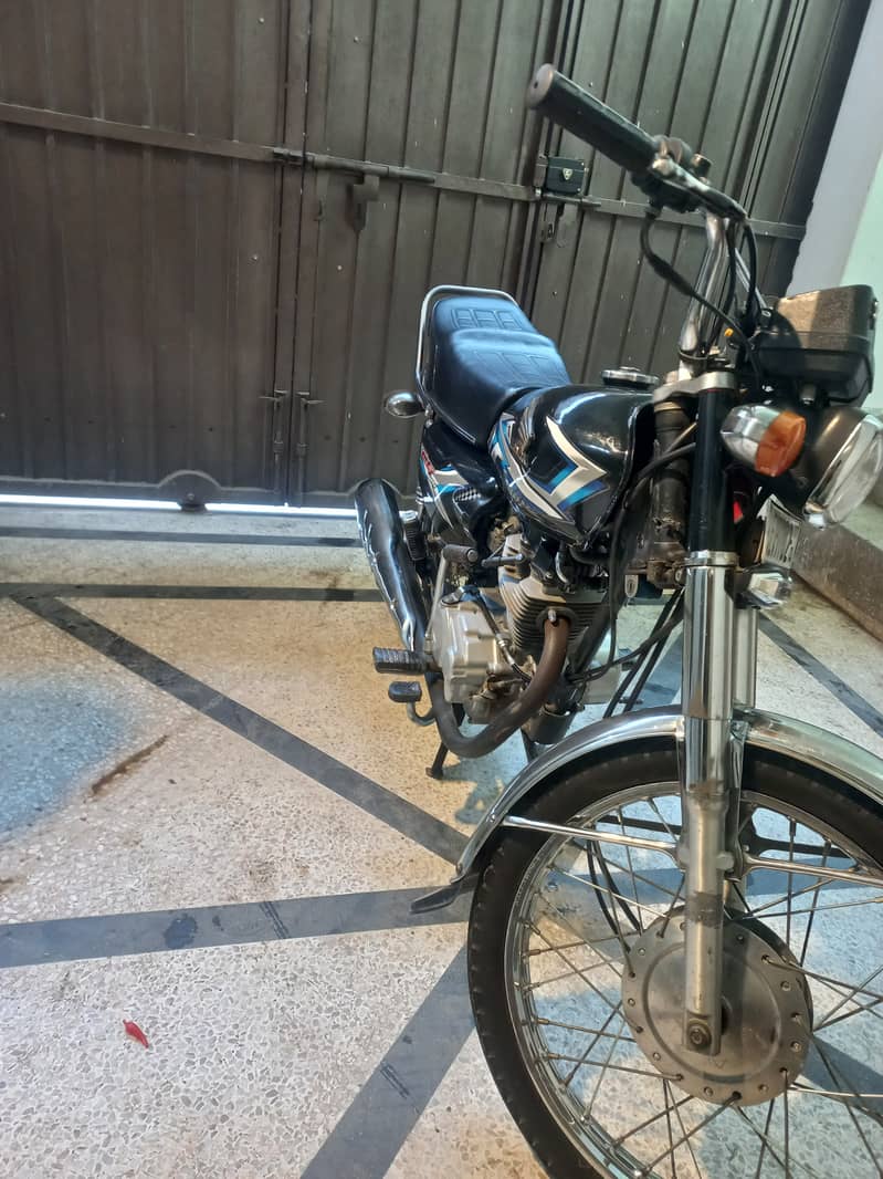 Honda CG 125 2017 9