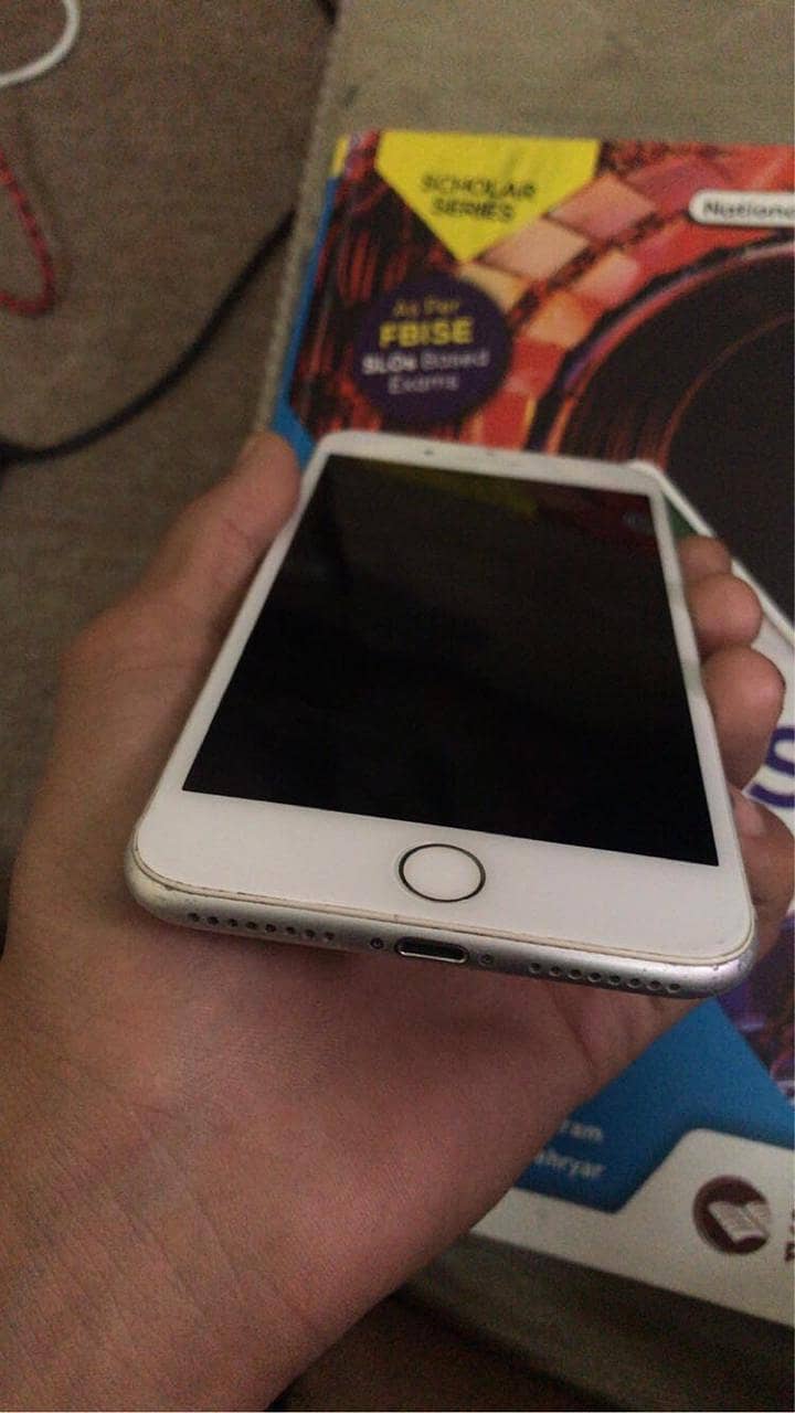 Apple iPhone 7 Plus 7