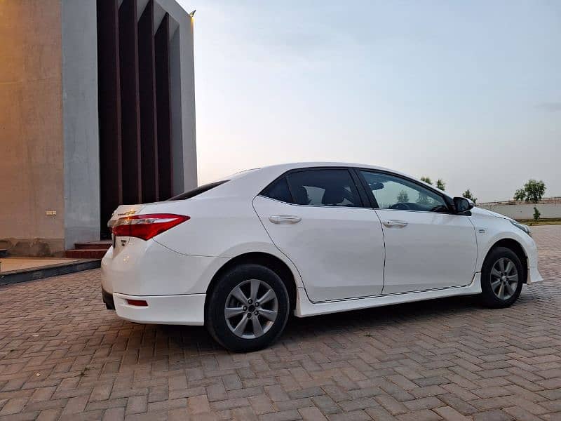 Toyota Altis Grande 2015 IV TEC UG 0