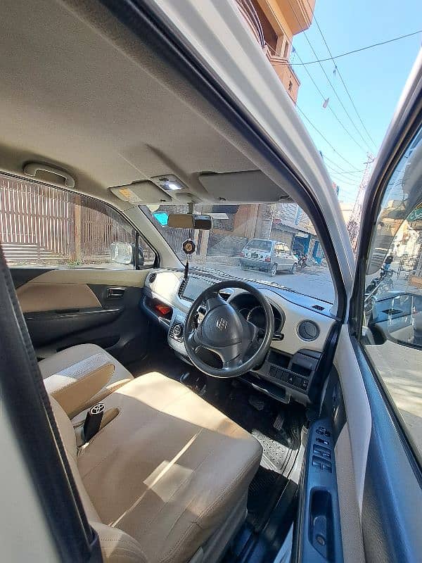 Suzuki Wagon R 2014 5