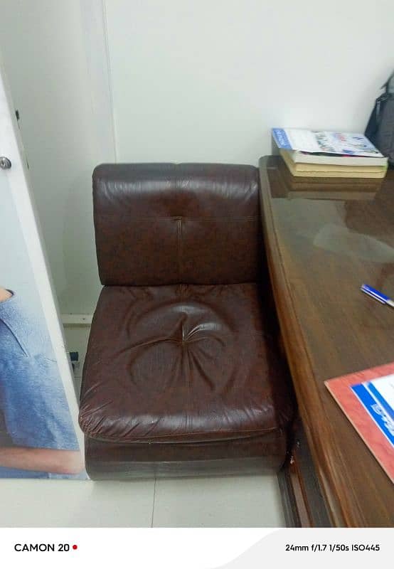 executive table and 4 sofa chair for sale 1