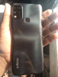 infinix hot 11 play available hai 6000 MH battery ha NoBox