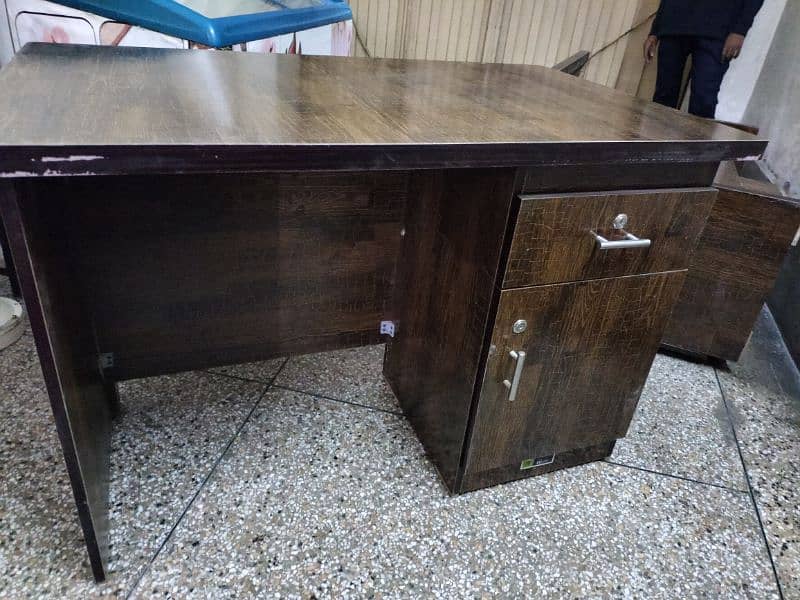 office Table for sale 1