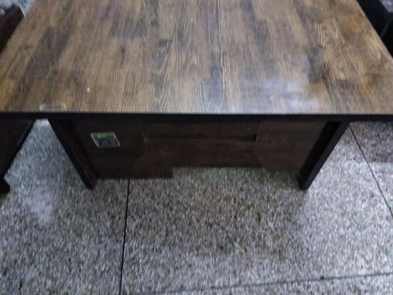 office Table for sale 4