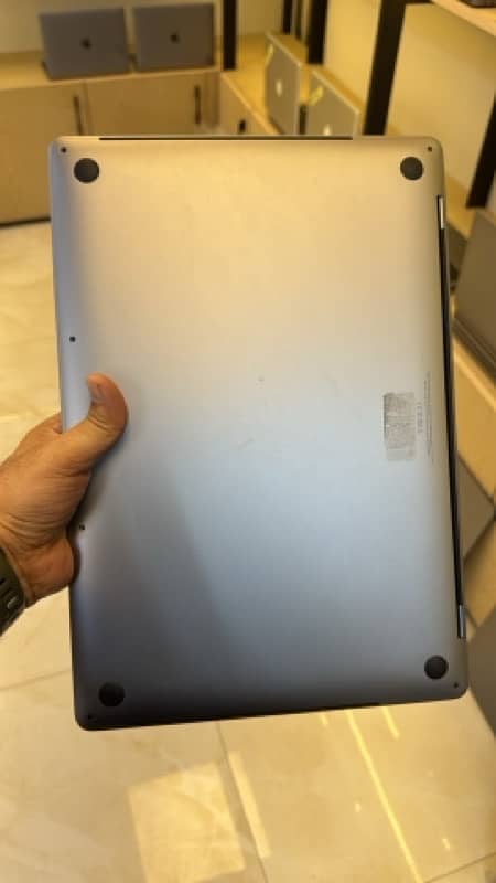 Macbook Pro 2019 1 TB SSD I9 64 GB Ram 4 GB GPU SPACE GRAY 2