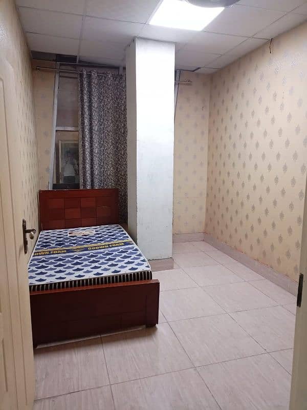 Hostel For Rent 6