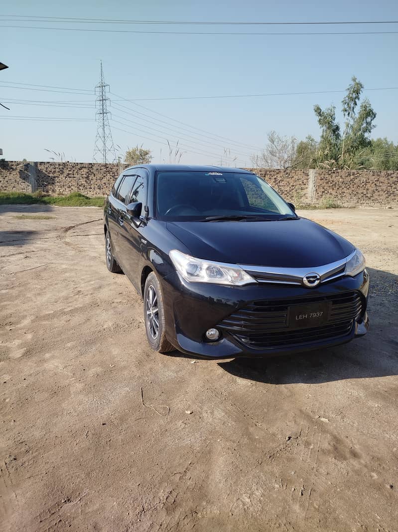 Toyota Corolla Fielder 2015 0