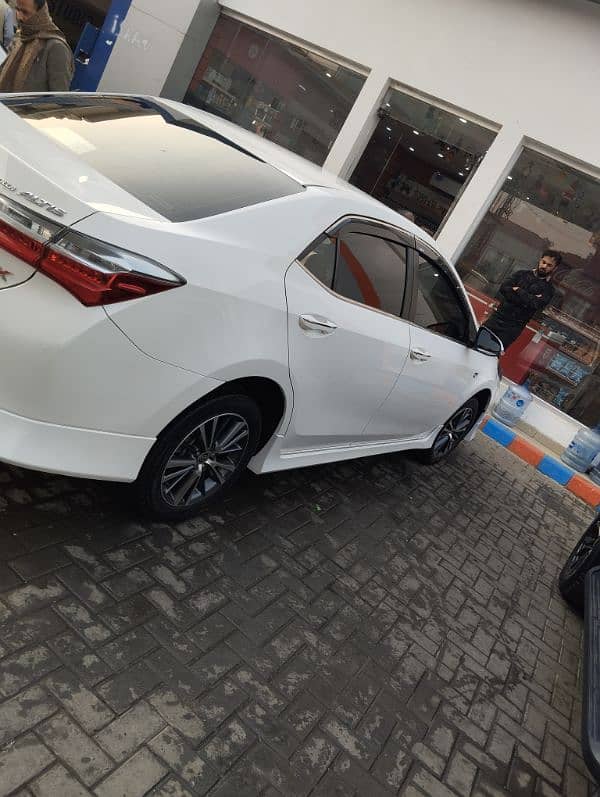 Corolla Altis 1.6 5