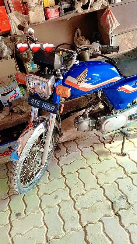 Honda CD 70 for sale 4