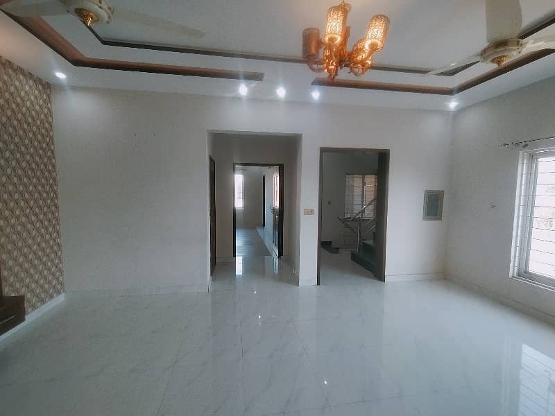 10 Marla Brand New Upper Portion For Rent In Nasheman E Iqbal Society Phase 2 5