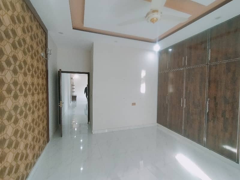 10 Marla Brand New Upper Portion For Rent In Nasheman E Iqbal Society Phase 2 19