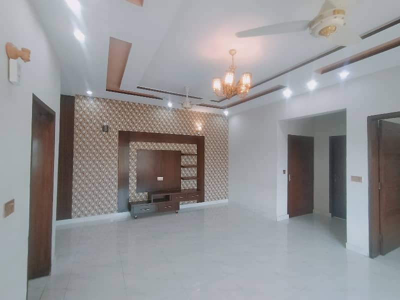 10 Marla Brand New Upper Portion For Rent In Nasheman E Iqbal Society Phase 2 24