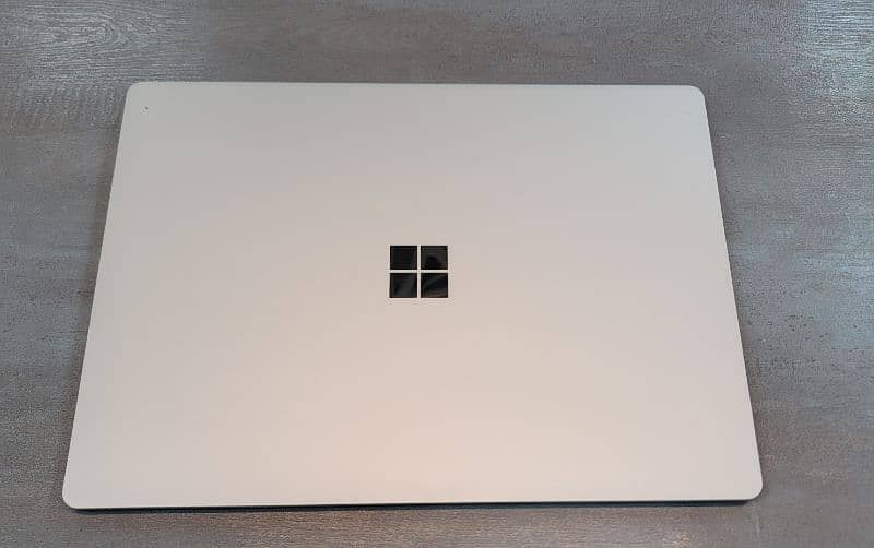 Microsoft Surface laptop  2 0