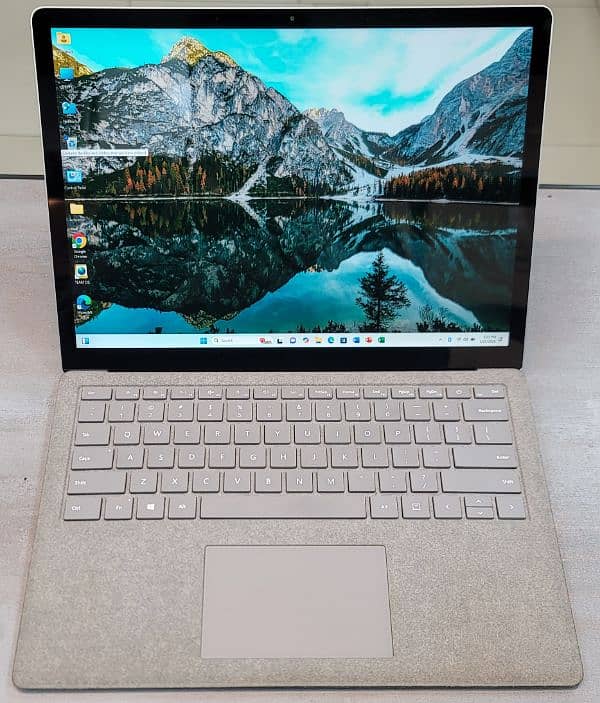 Microsoft Surface laptop  2 2