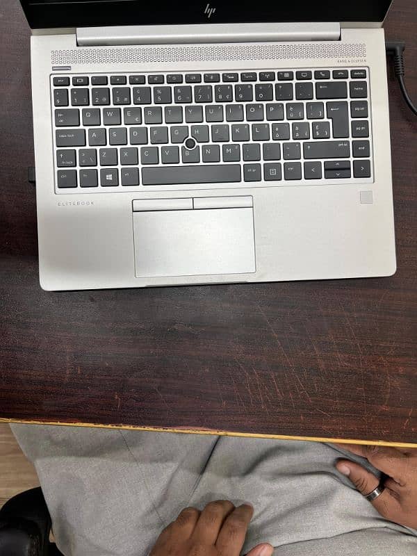 Hp Elitebook 840 G6 i5 8th gen 16 gb Ram 512 Ssd 2