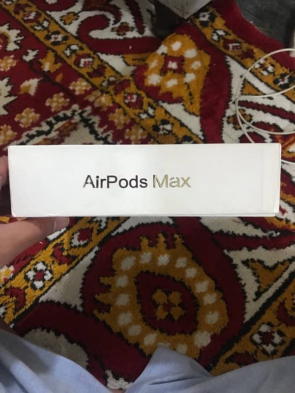 AirPods max 4