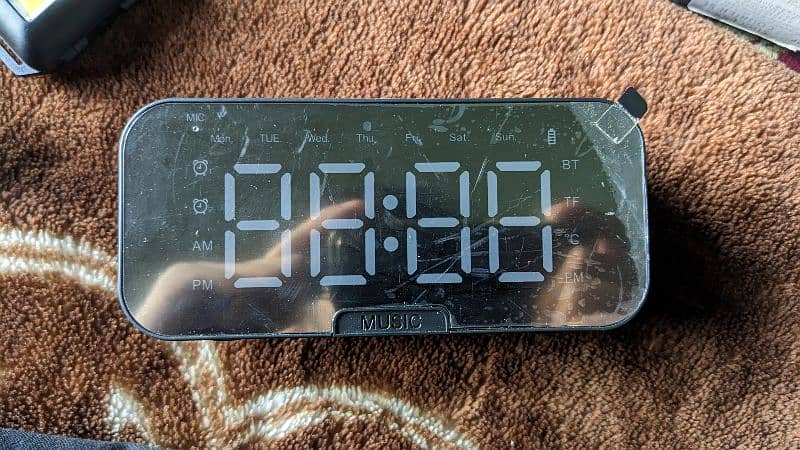 Wireless Clock Speaker 1