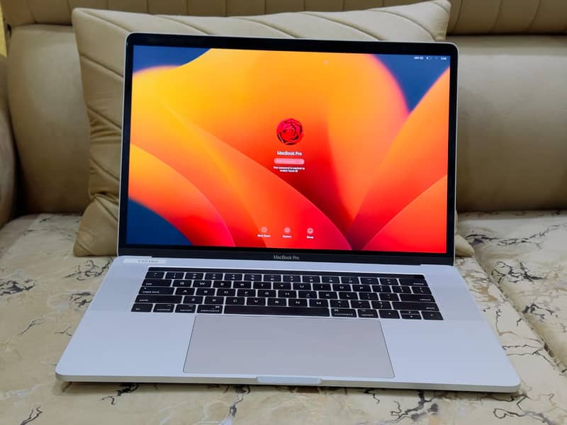 APPLE MACBOOK PRO 2017 COREI7 16/512 15'' DISPLAY 7