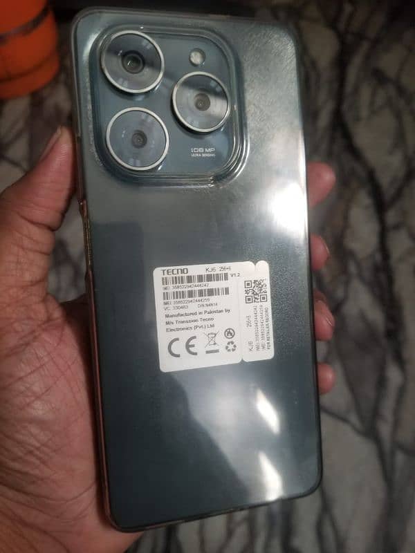 Tecno spark 20pro 8/256 1