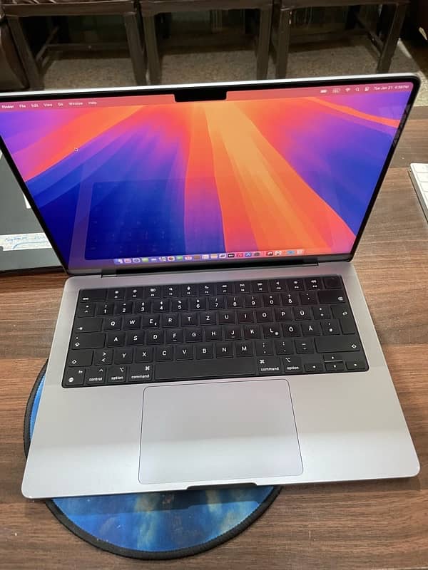 Apple Macbook Pro M3 Slightly Used Best for Development and Graphics 5