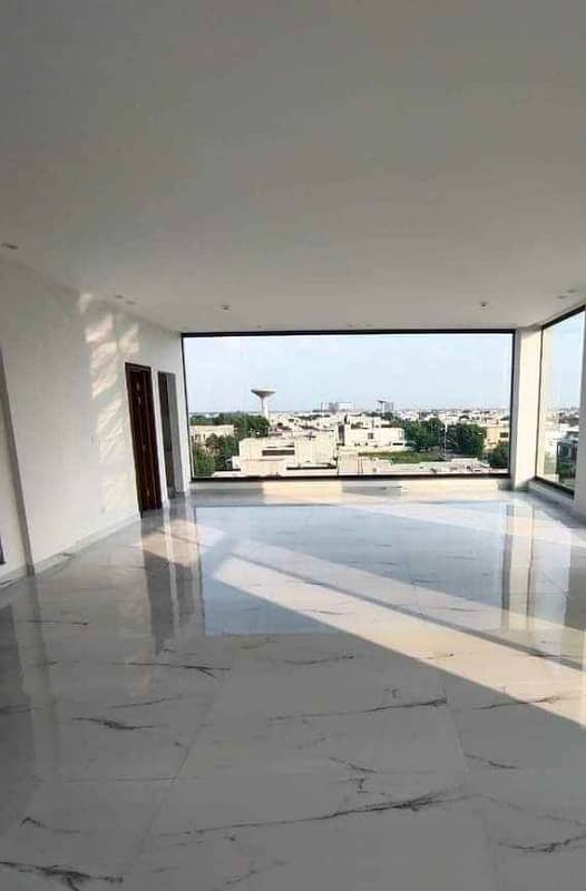 DHA Phase 6 4 Marla Brand New Luxury Office Space Available For Rent in Very Reasonable Price 11