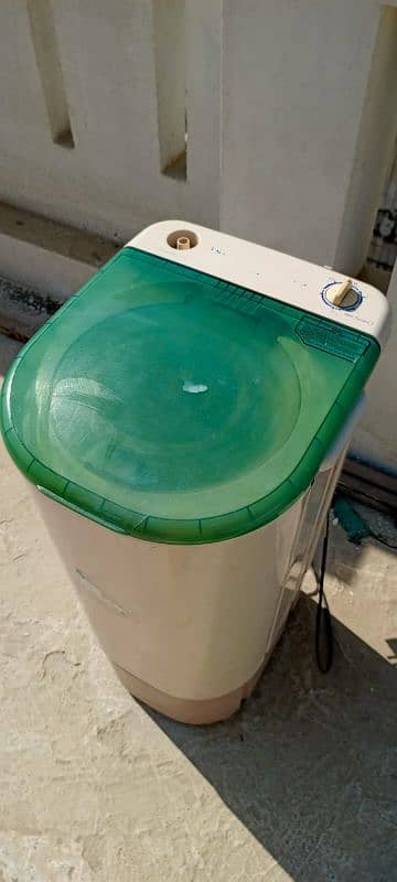 Haier dryer / spinner in good condition. 0