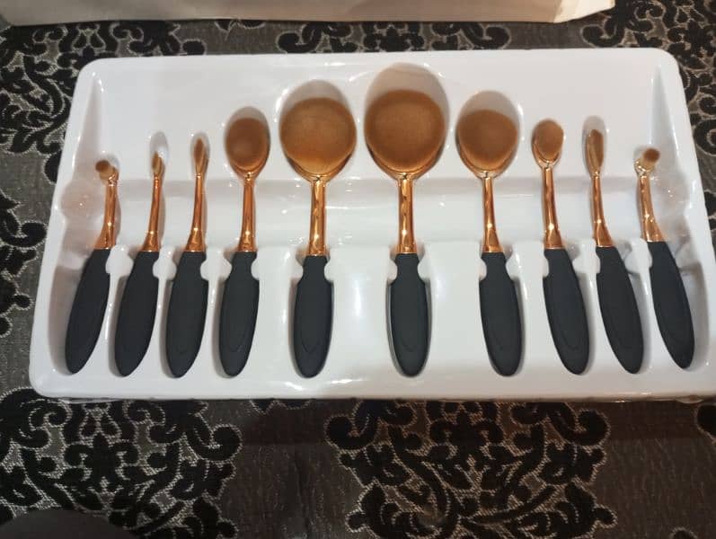 Multi Purpose 10 piece Brushes Sets Available 1