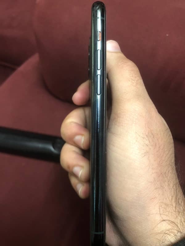 iphone 11pro non-pta 4